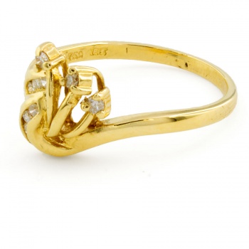 18ct gold Diamond unusual Ring size L